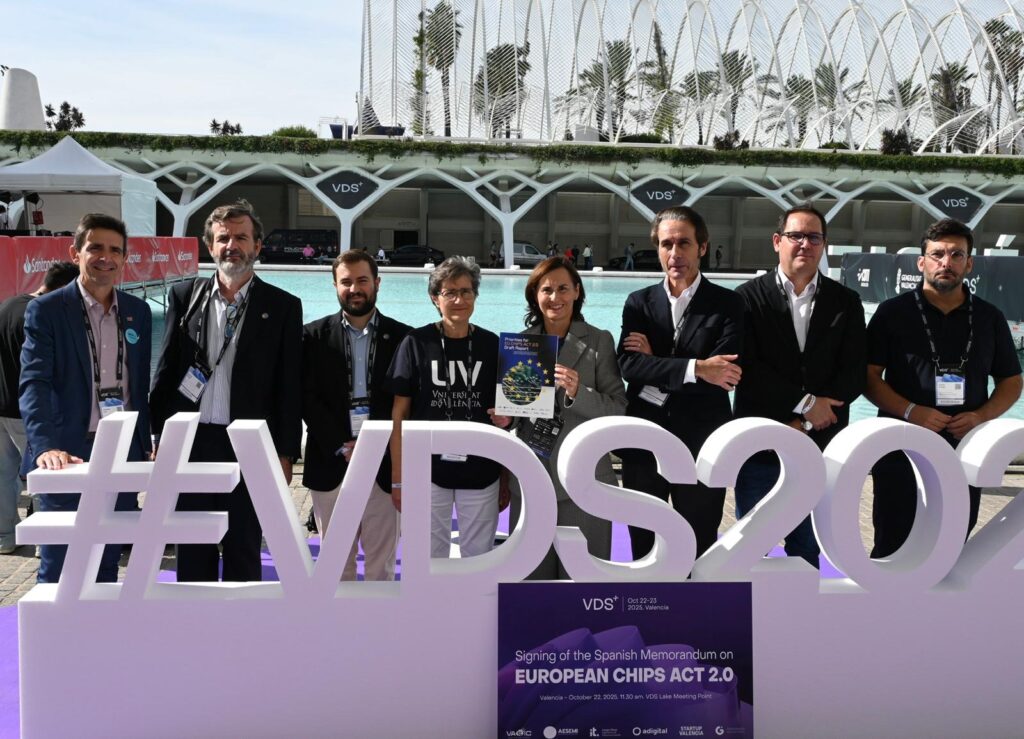 Firma del Memorándum de Entendimiento (MoU) del European Chips Act en el Valencia Digital Summit