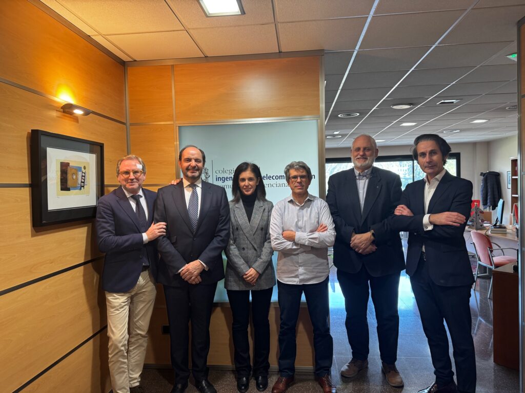 Nueva alianza entre COITCV-AVIT y CBNK Banco para la formación de colegiados